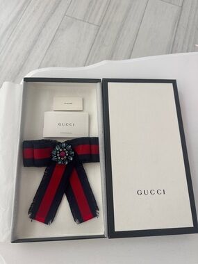 Gucci Navy and Red Ribbon Brooch with Crystal Flower